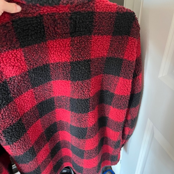 Wind River Buffalo Plaid Fleece - Picture 2 of 3